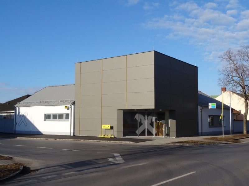 Neubau Raiffeisenbank Halbturn